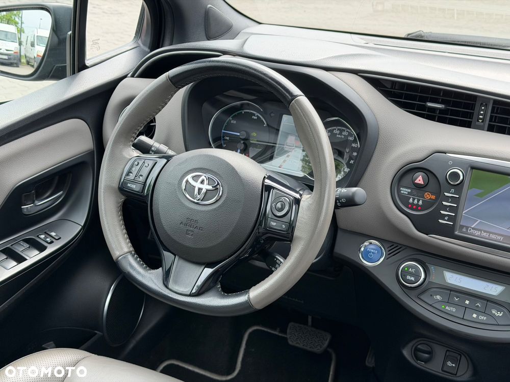 Toyota Yaris 1.5 VVT-i Selection - 14