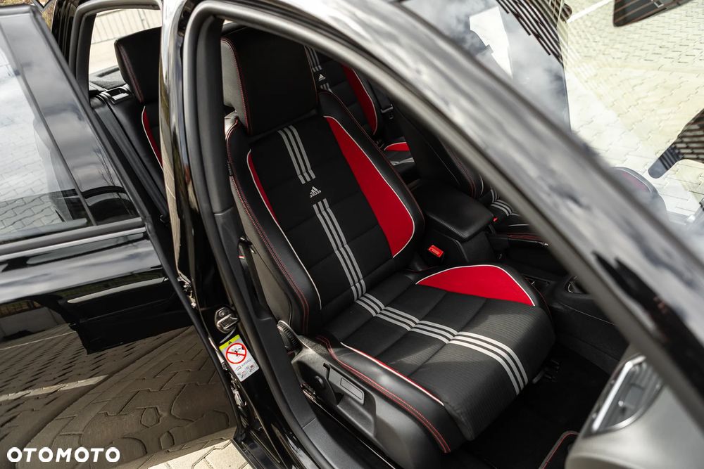 Volkswagen Golf 2.0 TSI GTI - 33