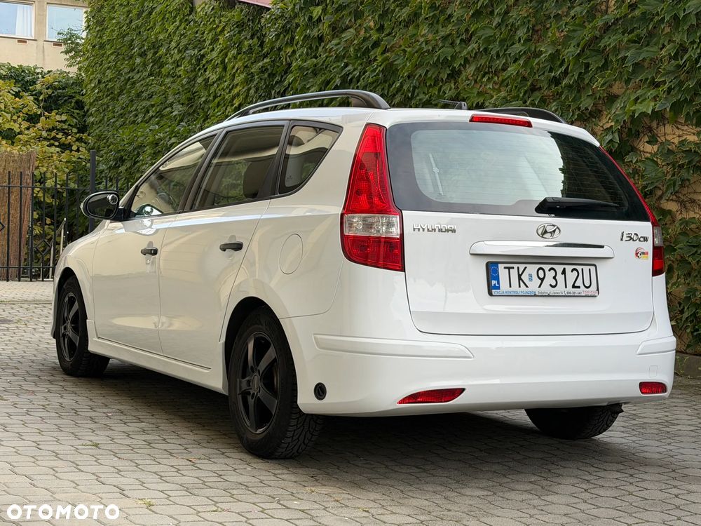 Hyundai i30 1.4 Comfort World Cup - 6