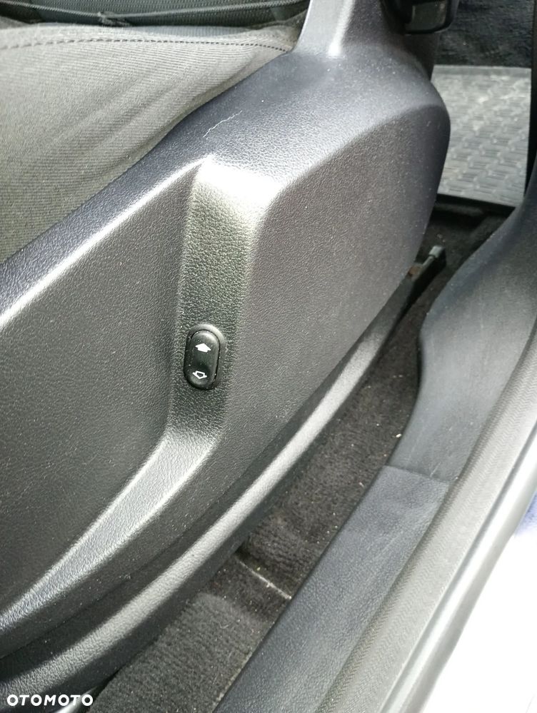 Ford S-Max 2.0 Titanium - 18