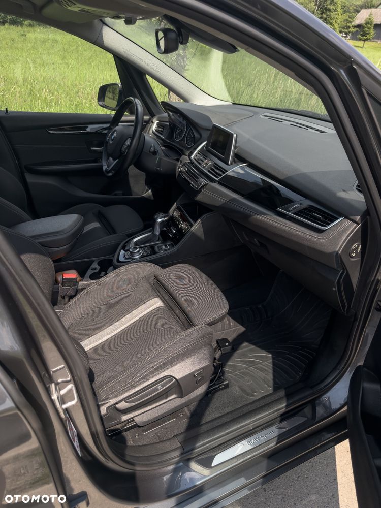 BMW Seria 2 218d Sport-Aut Sport Line - 14