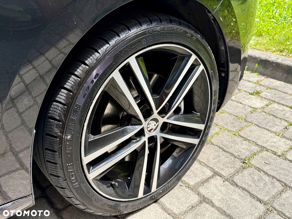 Skoda RAPID Spb 1.4 TSI Ambition DSG - 31