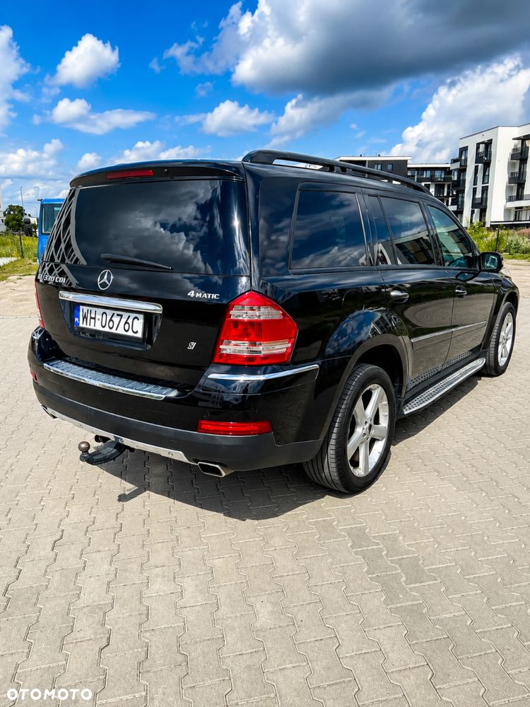 Mercedes-Benz GL - 4