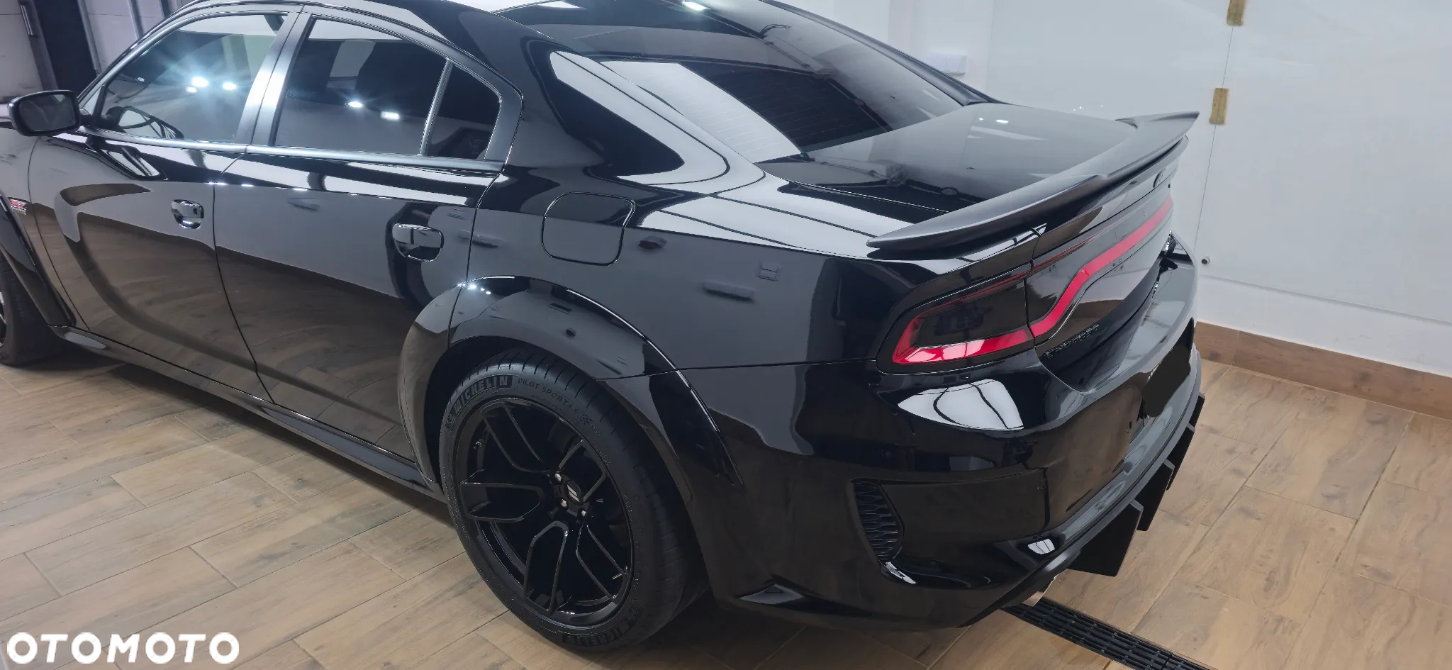 Dodge Charger 6.4 Scat Pack Widebody - 15