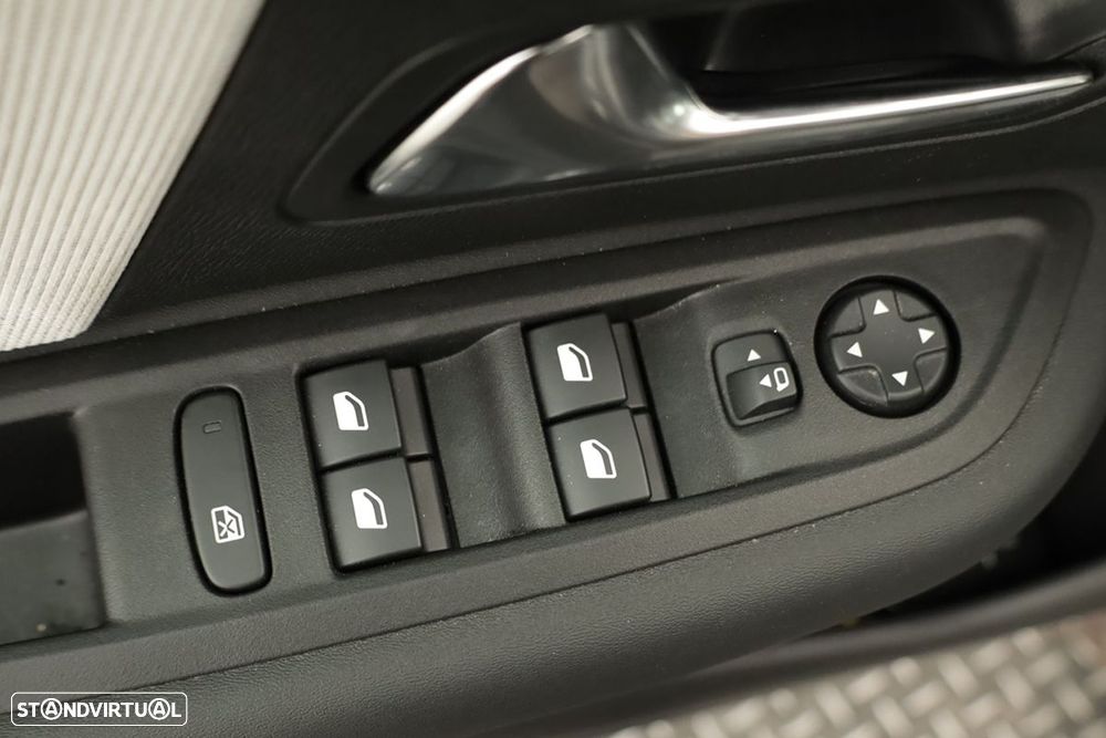 Citroën C4 1.2 Hybrid Max e-DSC6 - 19