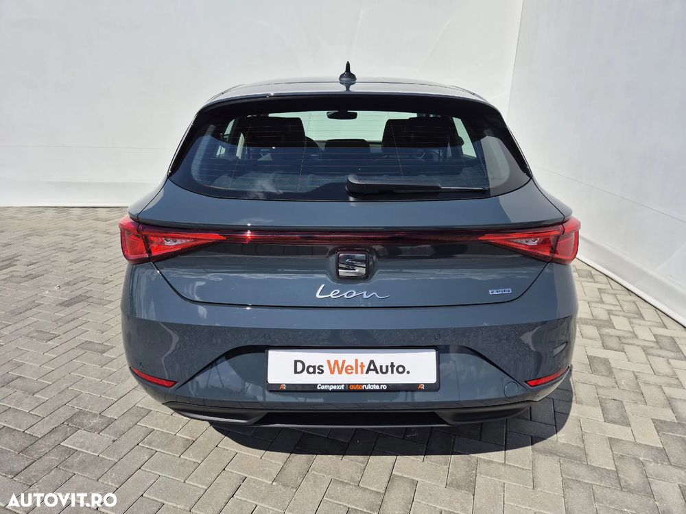 Seat Leon 1.5 e-Hybrid DSG Style - 4