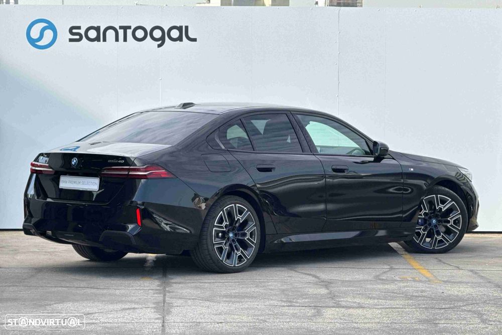 BMW i5 eDrive40 - 12