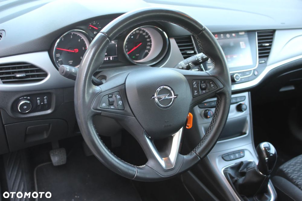 Opel Astra 1.6 D (CDTI) Dynamic - 14