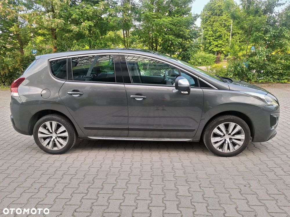 Peugeot 3008 HDi 115 Allure - 5