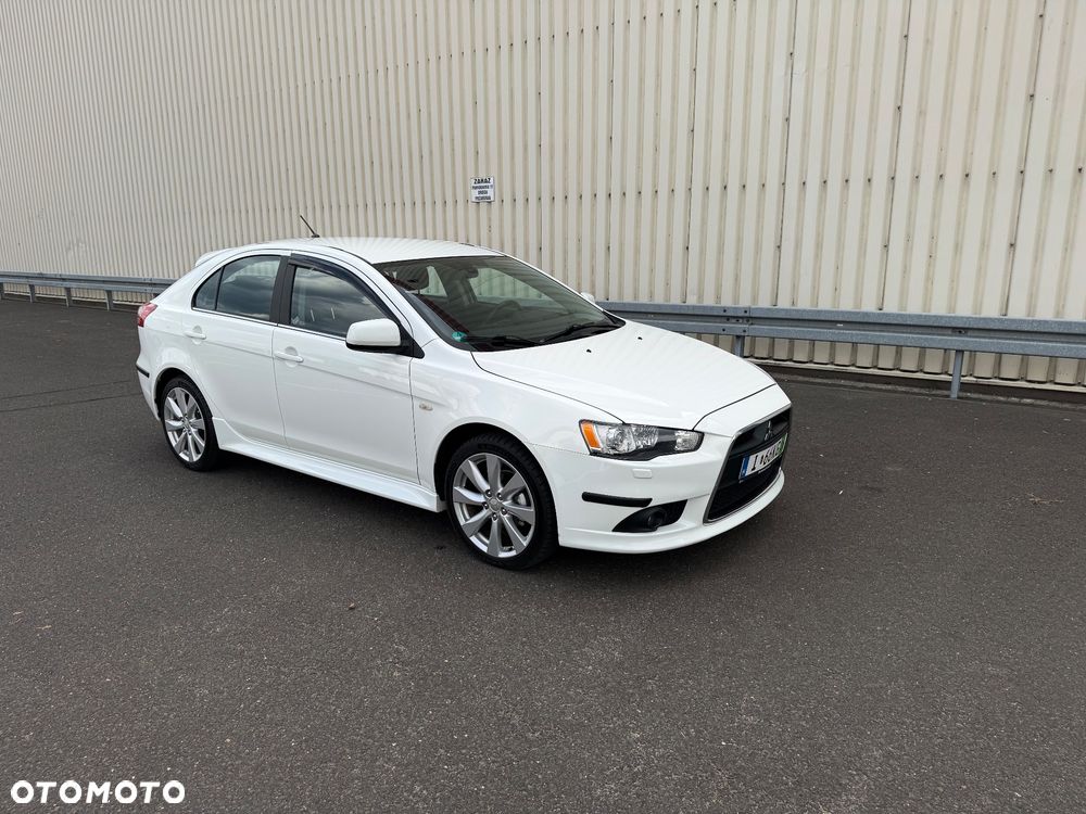 Mitsubishi Lancer - 3