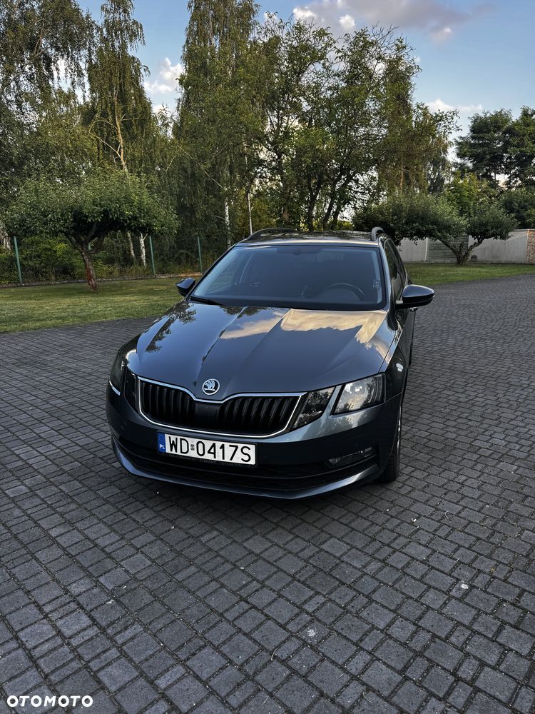 Skoda Octavia 2.0 TDI Ambition DSG - 1