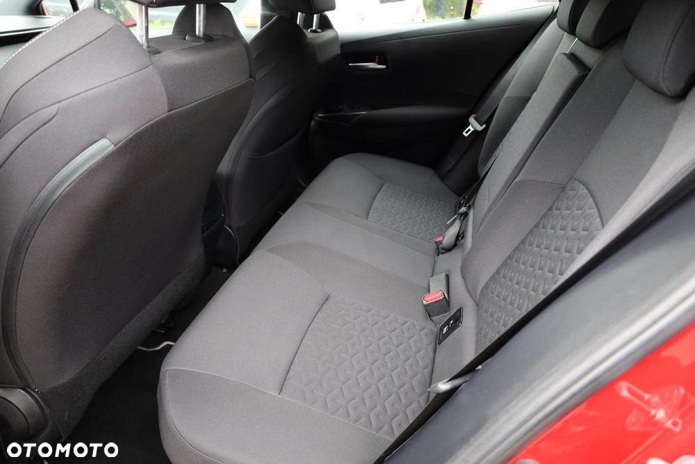 Toyota Corolla 1.8 Hybrid Comfort - 36