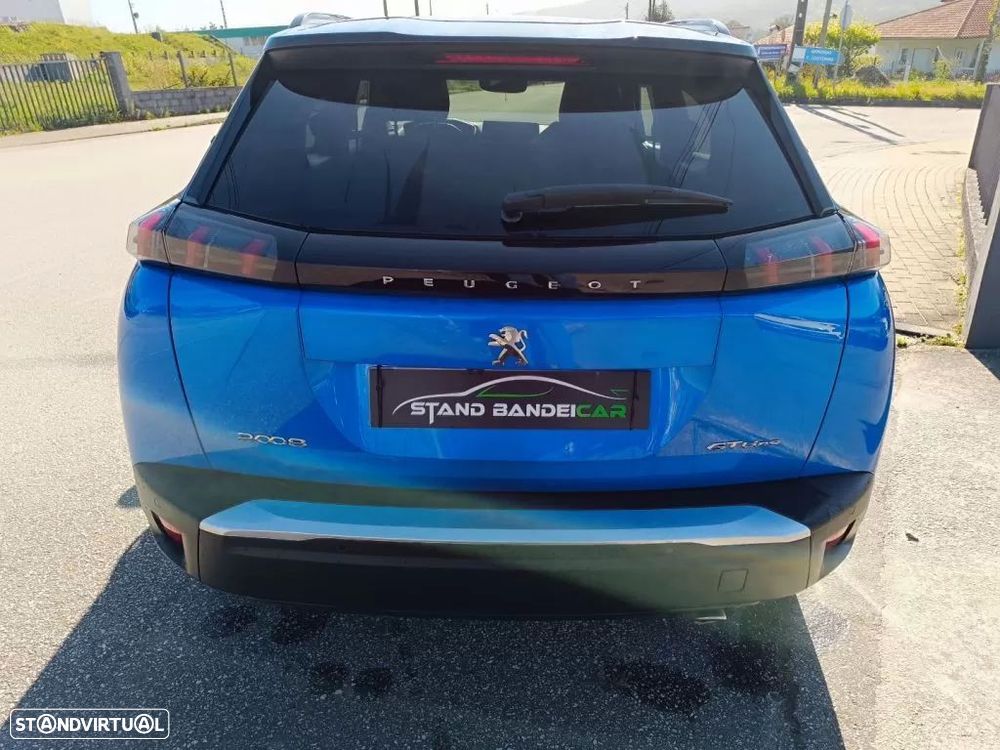 Peugeot 2008 - 12