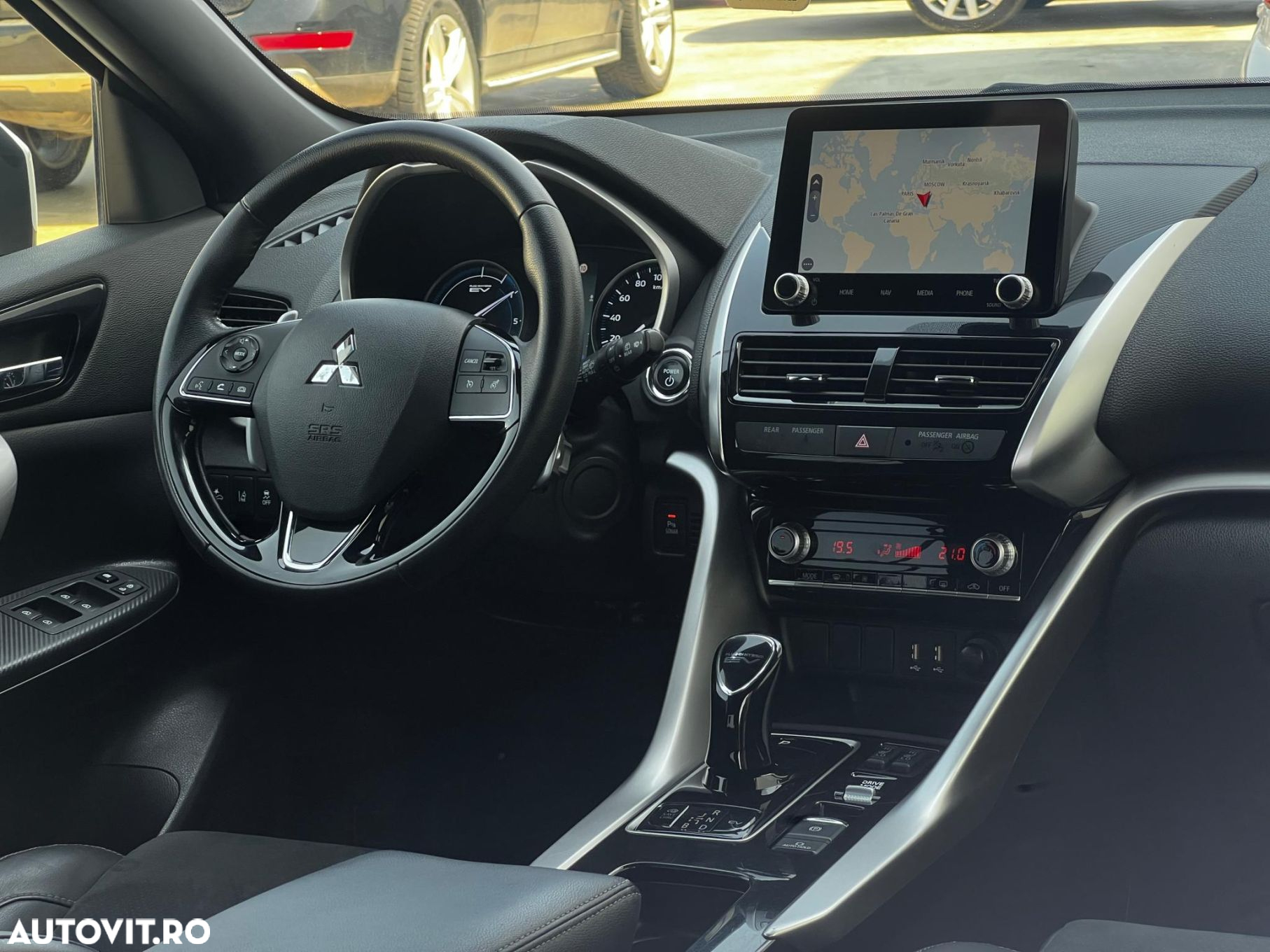 Mitsubishi Eclipse-Cross - 8