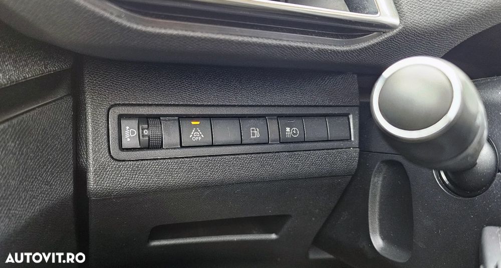 Peugeot 3008 PHEV 300 EAT8 4X4 Allure Pack - 16