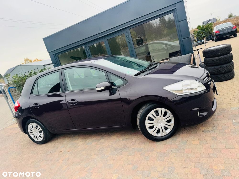 Toyota Auris - 18