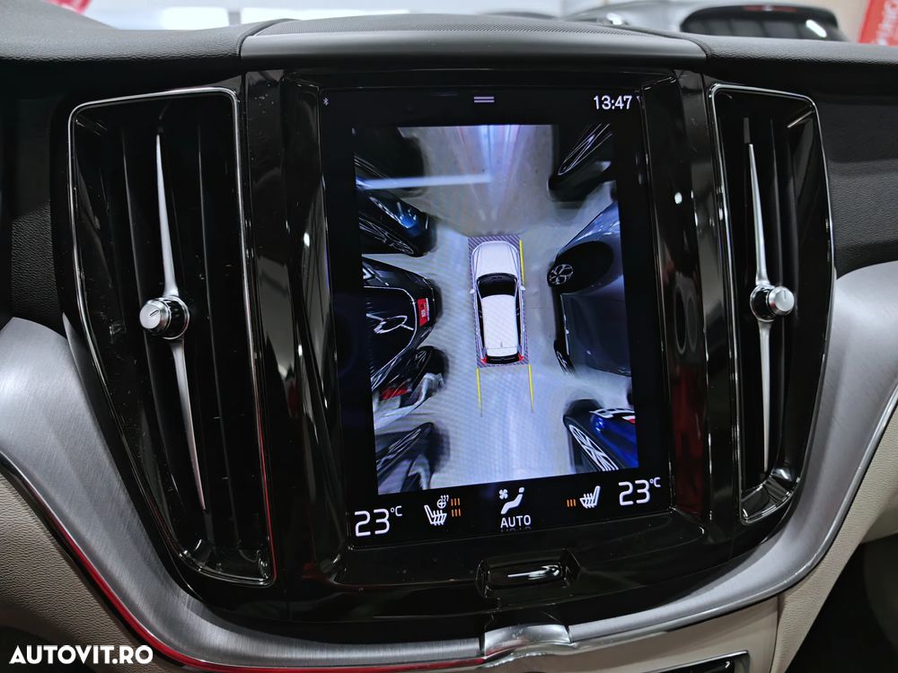 Volvo XC 60 T6 AWD Recharge Geartronic Inscription - 21