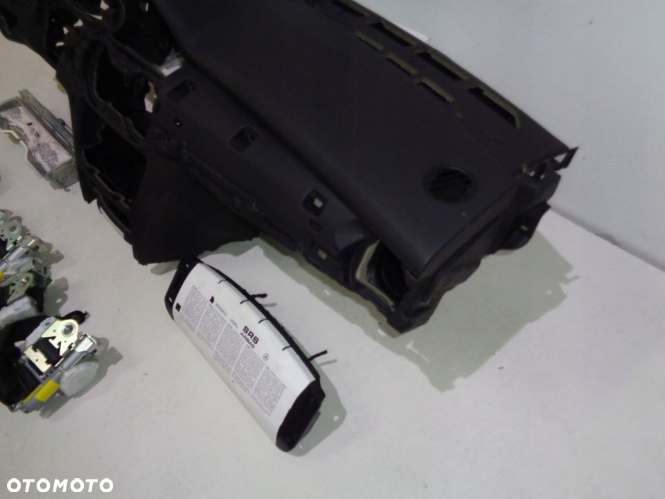 MERCEDES GLK LIFT DESKA KONSOLA AIRBAG PASY - 2