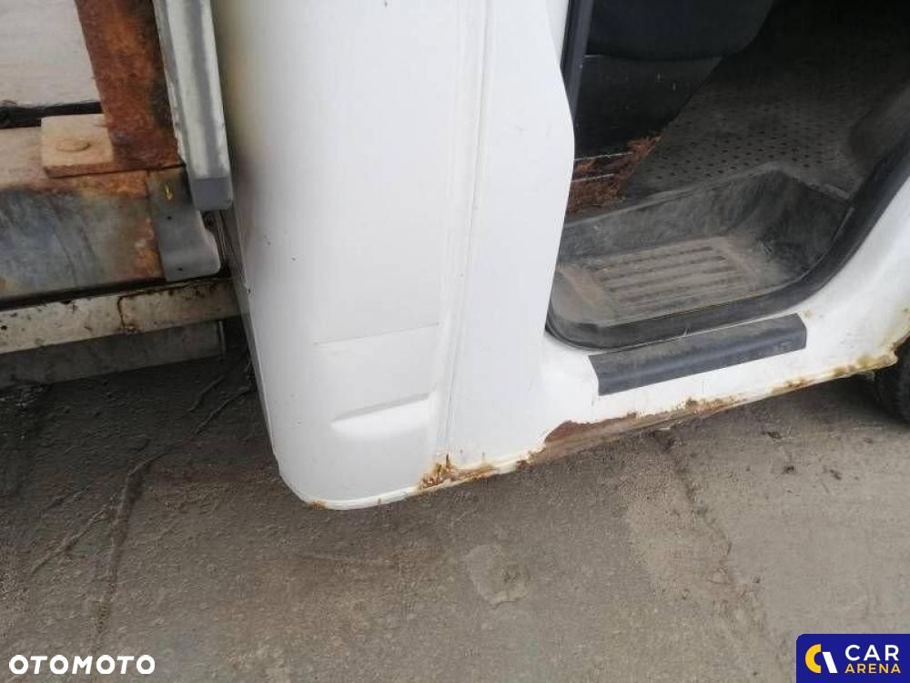 Volkswagen Transporter - 28