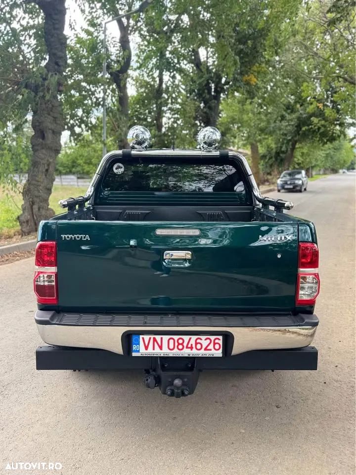 Toyota HILUX - 5