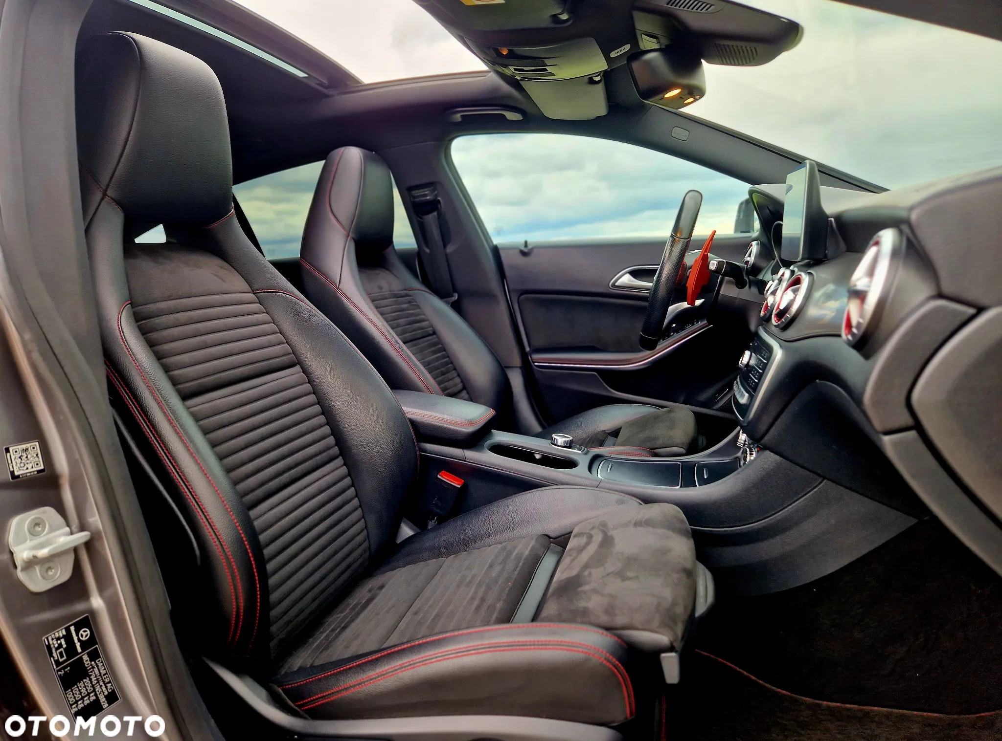 Mercedes-Benz CLA 250 4-Matic AMG Line - 21