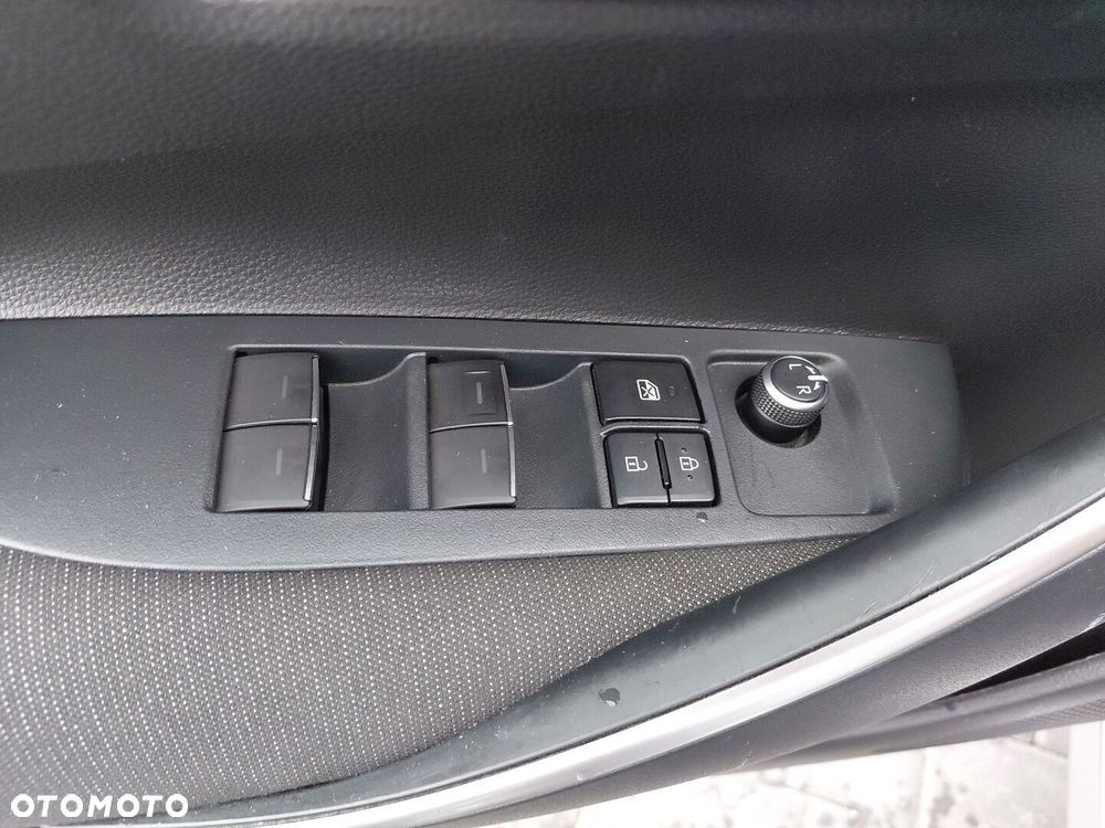 Toyota Corolla 1.8 Hybrid Comfort - 20