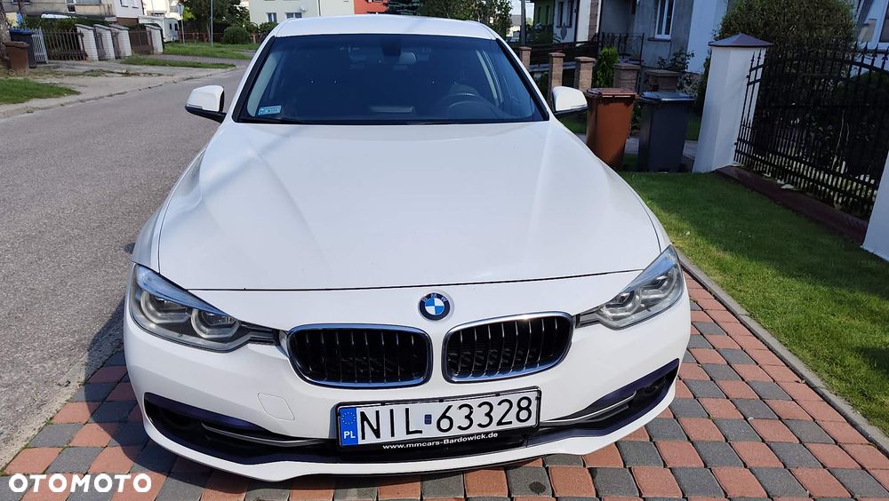 BMW Seria 3 320d Sport Line - 7