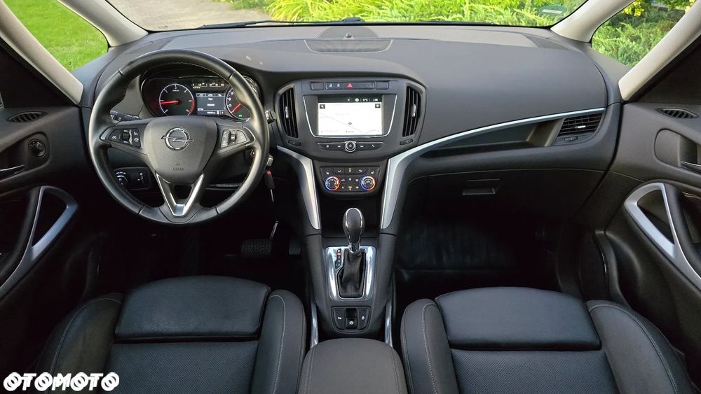 Opel Zafira - 13