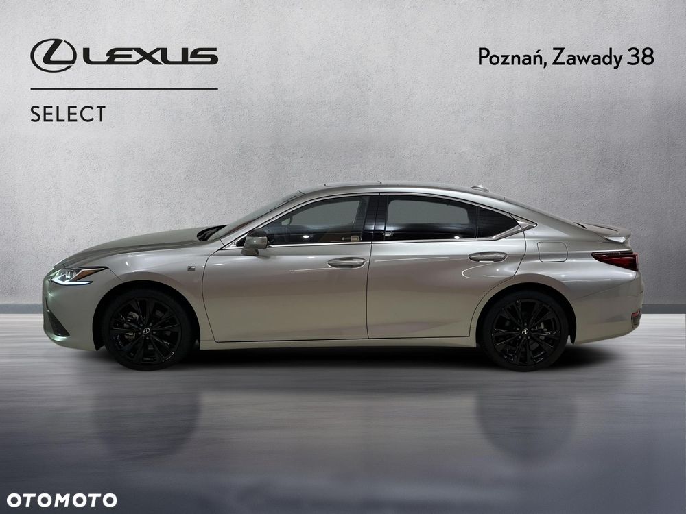 Lexus ES 300h F Sport Design - 7