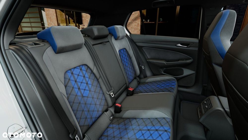 Volkswagen Golf - 12