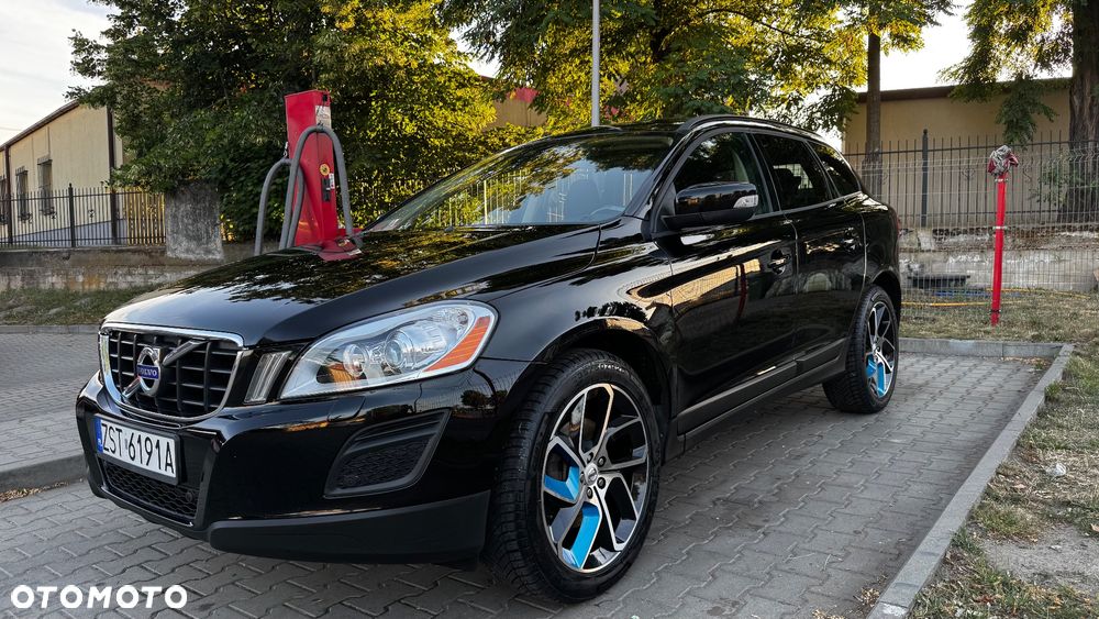 Volvo XC 60 DRIVe Momentum - 26