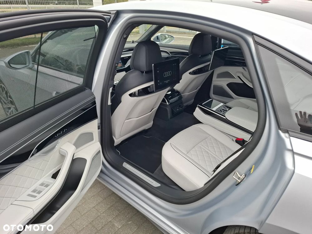 Audi A8 L 60 TFSI quattro tiptronic - 11