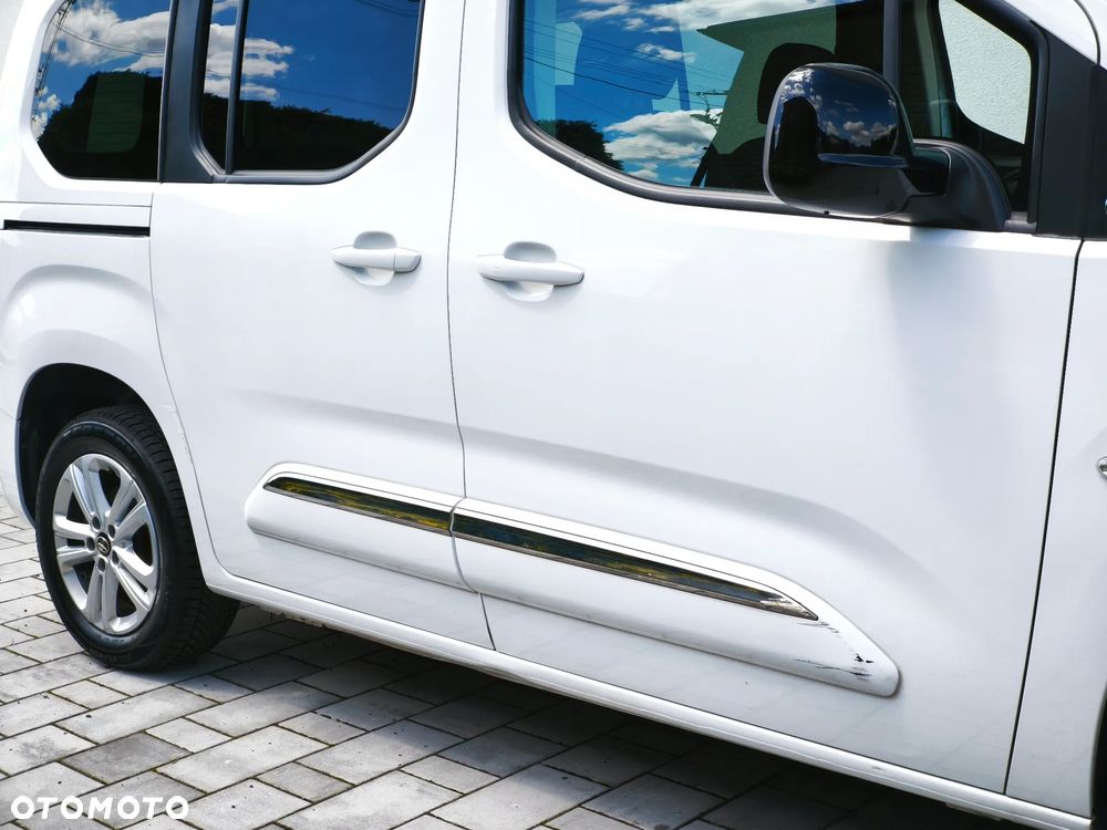 Toyota Proace City Verso 1.2 Turbo L1 Team Deutschland - 34