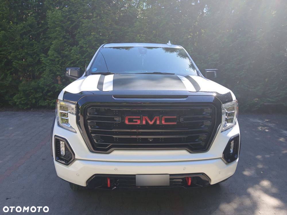 GMC Sierra - 3