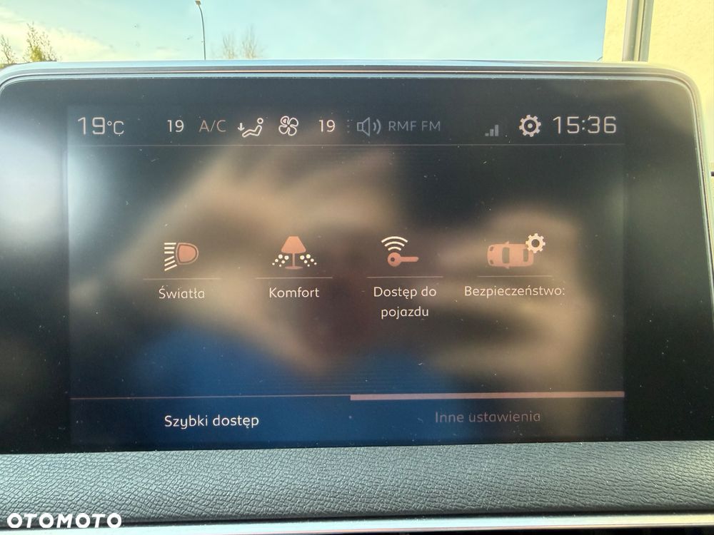 Peugeot 3008 1.5 BlueHDi Allure S&S EAT8 - 18