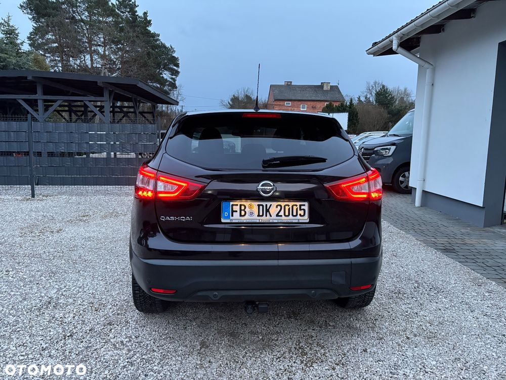 Nissan Qashqai 1.6 DIG-T N-Vision - 6