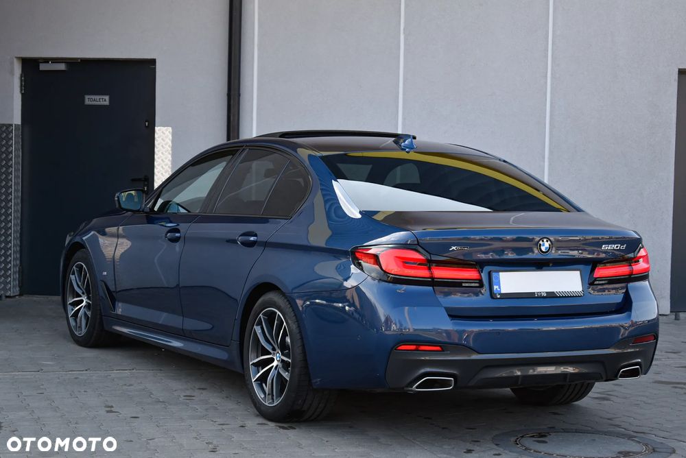 BMW Seria 5 520d M Sport sport - 27