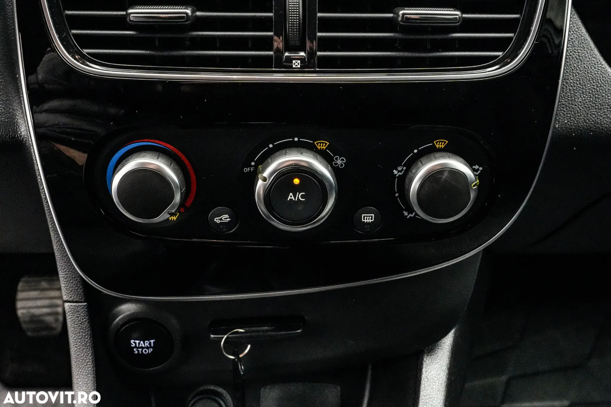 Renault Clio Estate Energy TCe Zen - 21