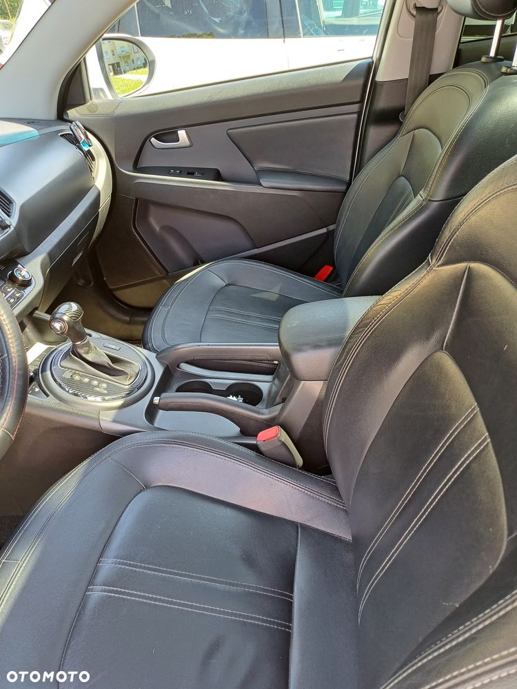 Kia Sportage 2.0 CRDI XL - 6