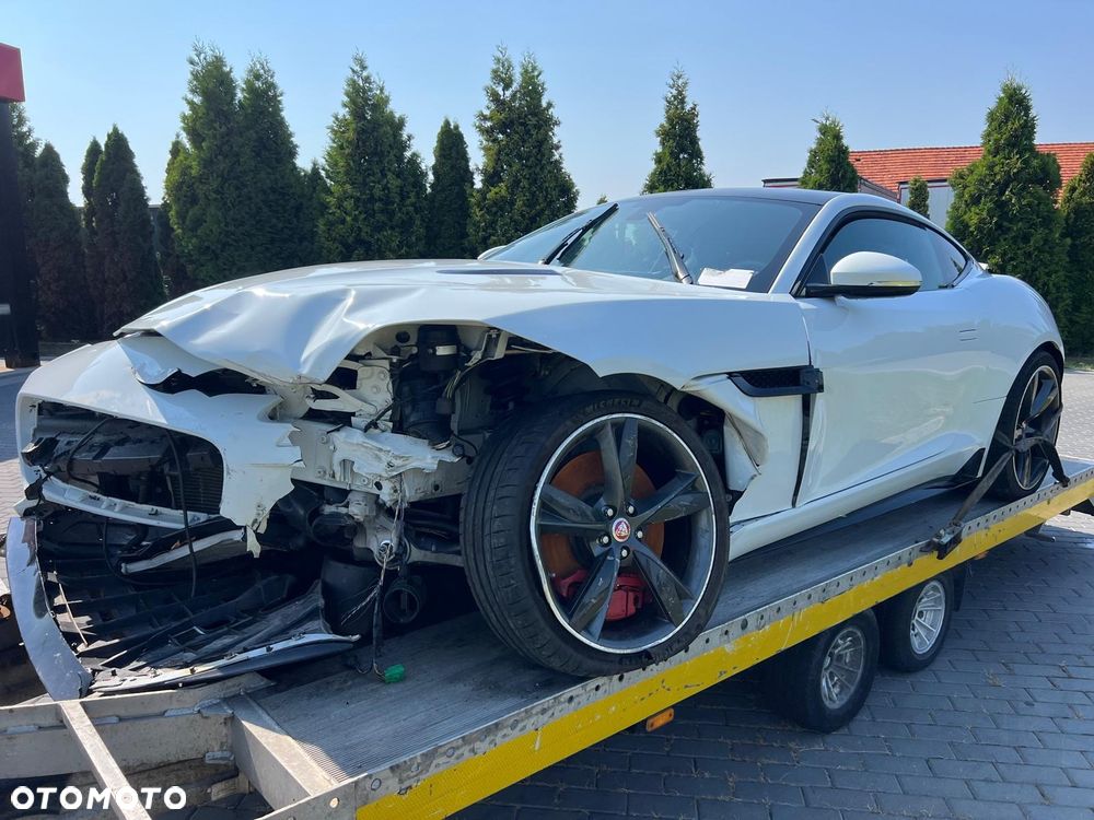 Jaguar F-Type - 6