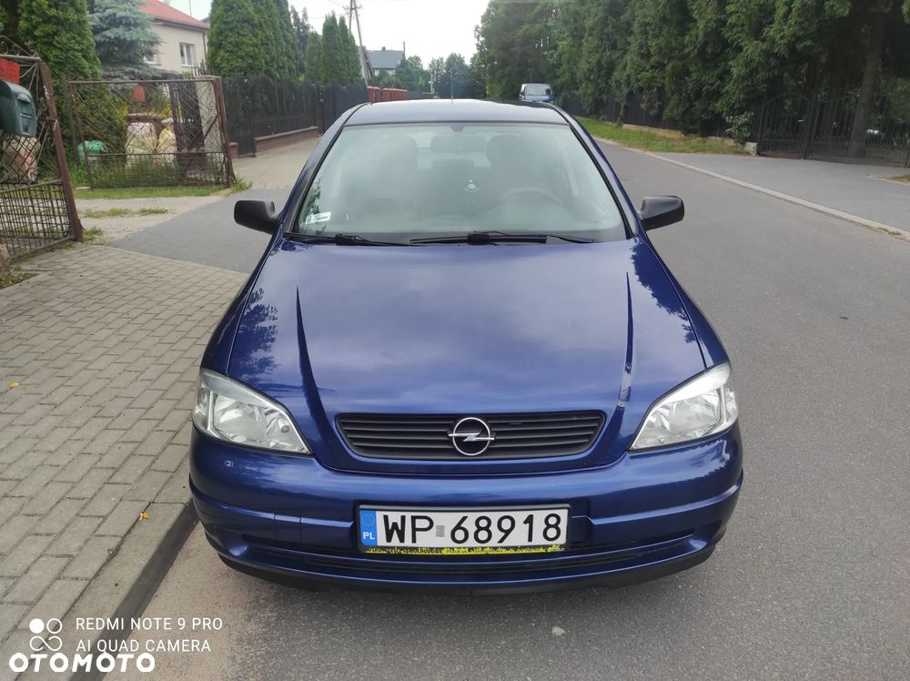 Opel Astra - 1