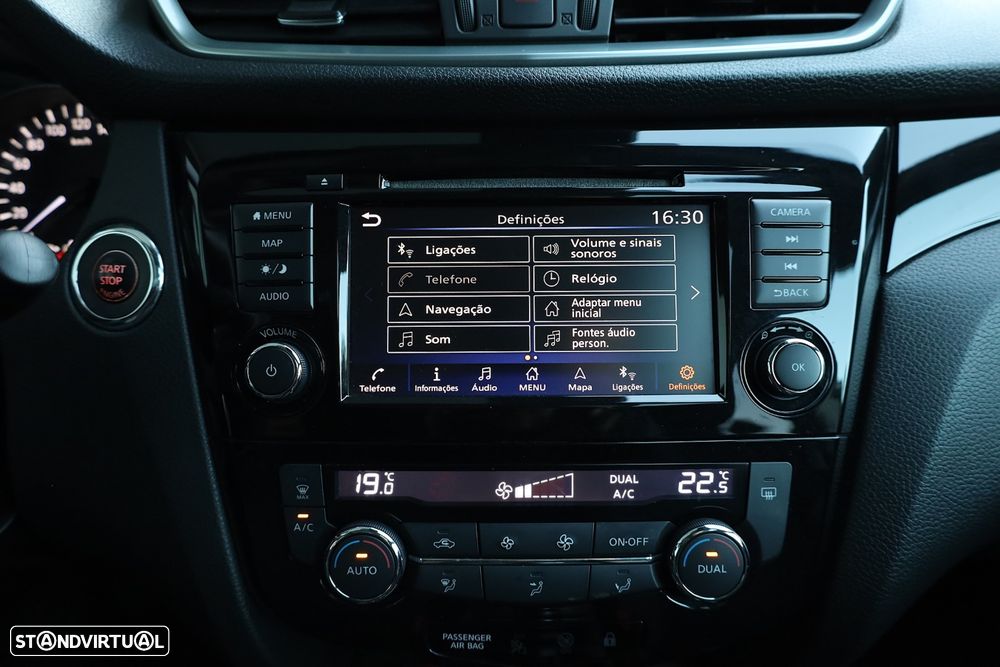 Nissan Qashqai 1.5 dCi N-Connecta J18 - 27