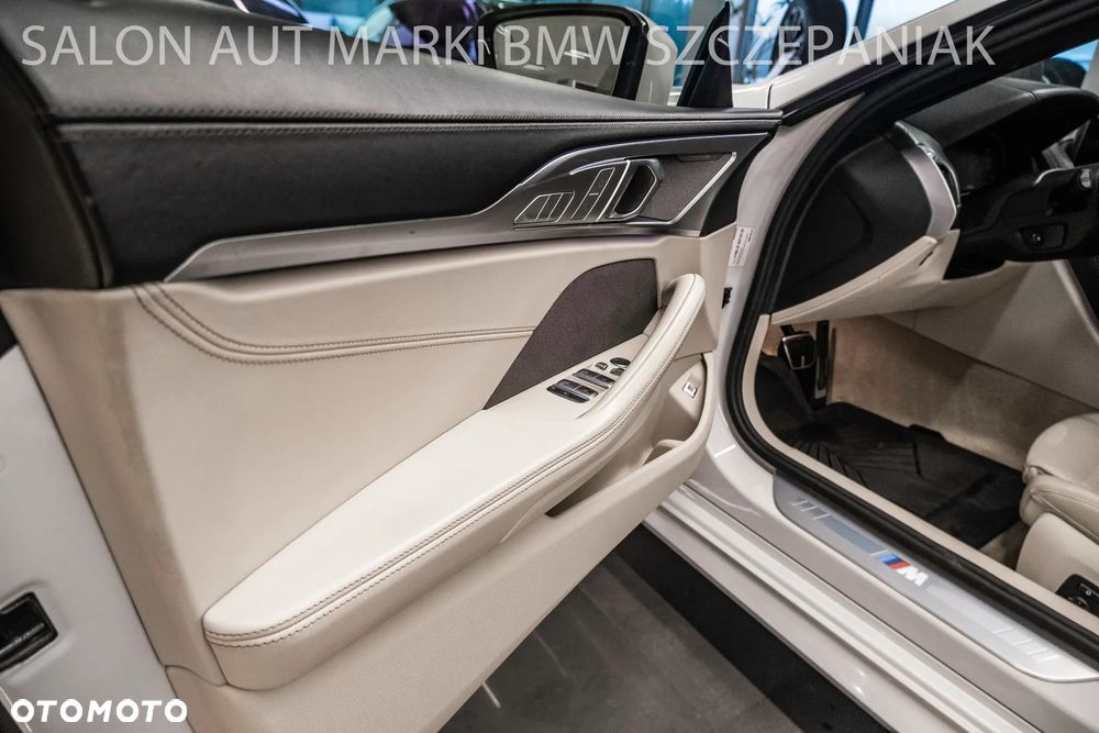 BMW Seria 8 840i xDrive - 20