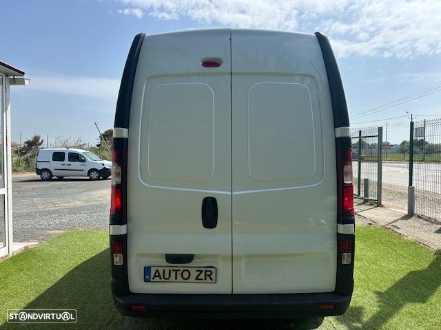 Renault TRAFIC L2H2 2.0 DCI 145 CV - 6