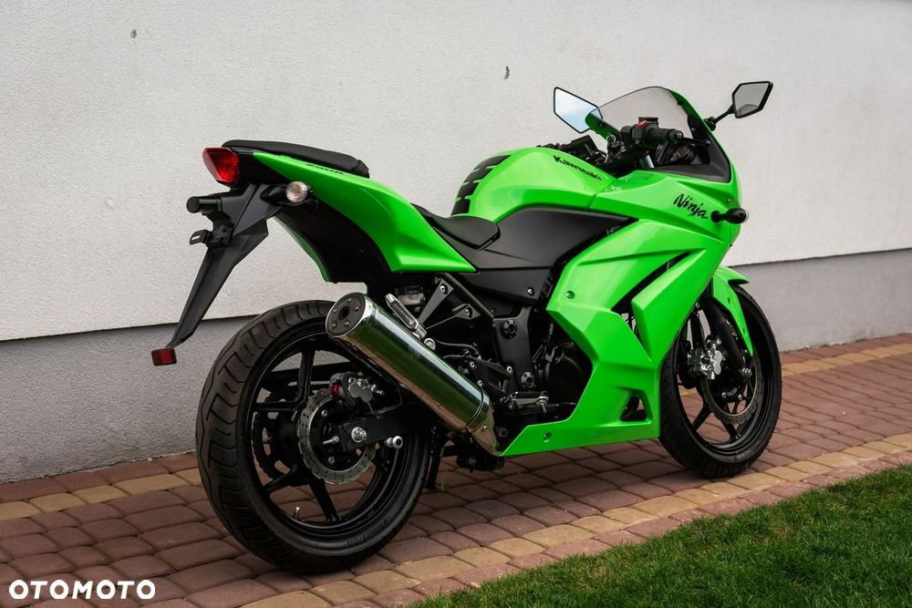 Kawasaki Ninja - 4