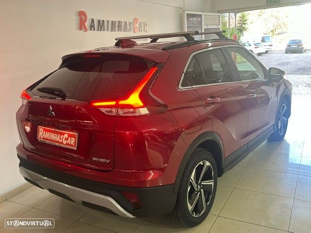 Mitsubishi Eclipse Cross 2.4 PHEV eMotion - 4