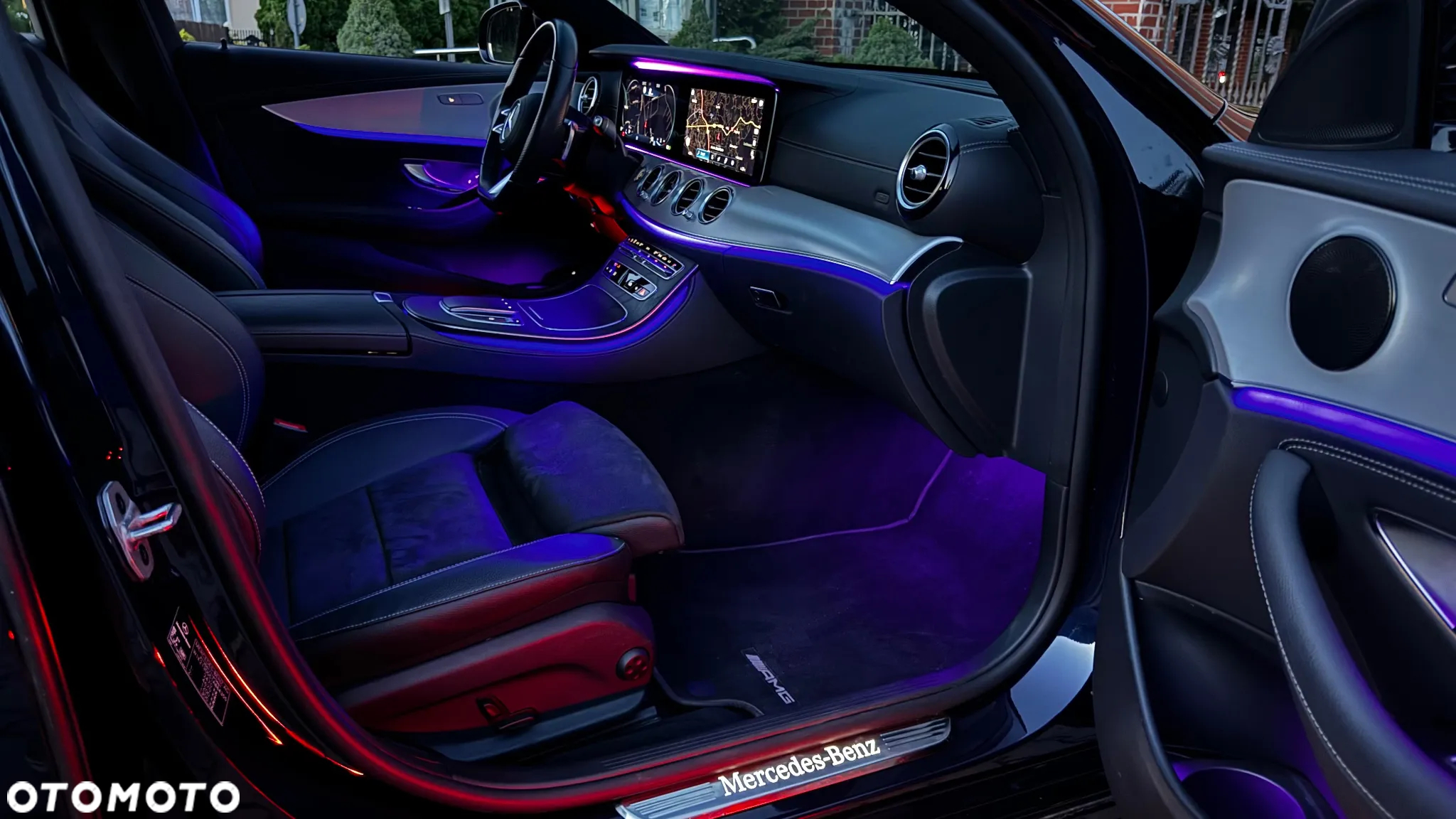 Mercedes-Benz Klasa E 220 d 4-Matic AMG - 34