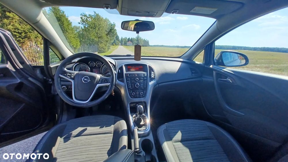 Opel Astra - 8