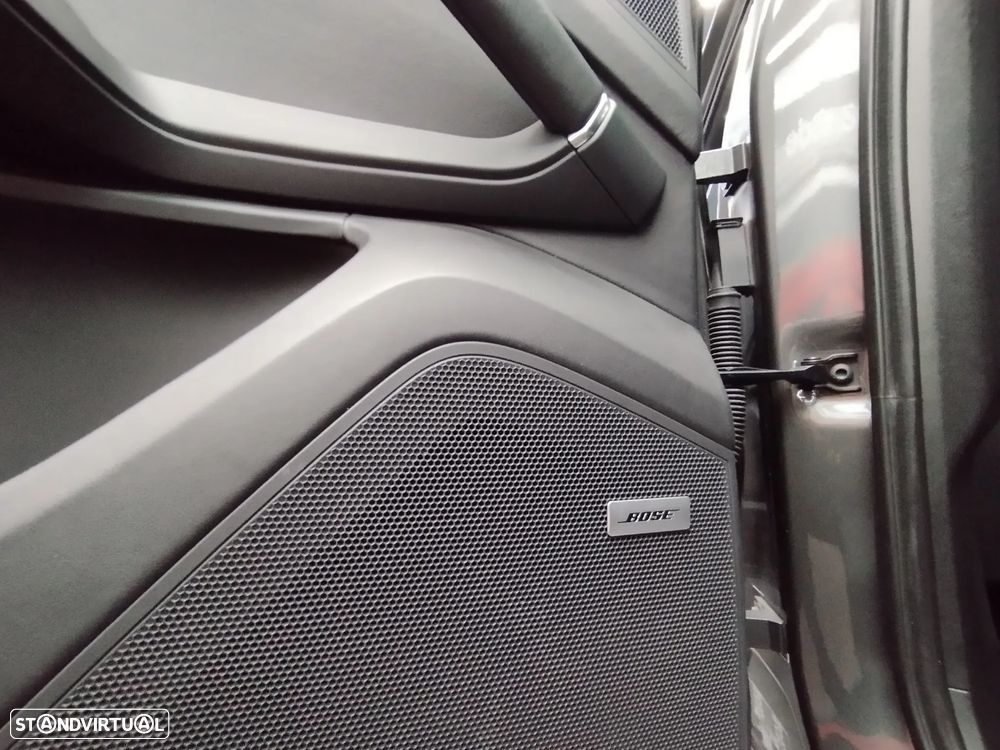 Porsche Cayenne Coupé E-Hybrid - 24