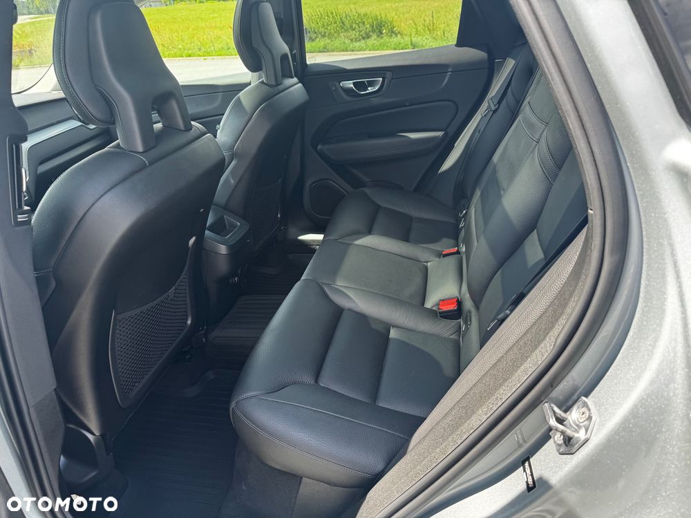 Volvo XC 60 T6 AWD Geartronic Inscription - 22